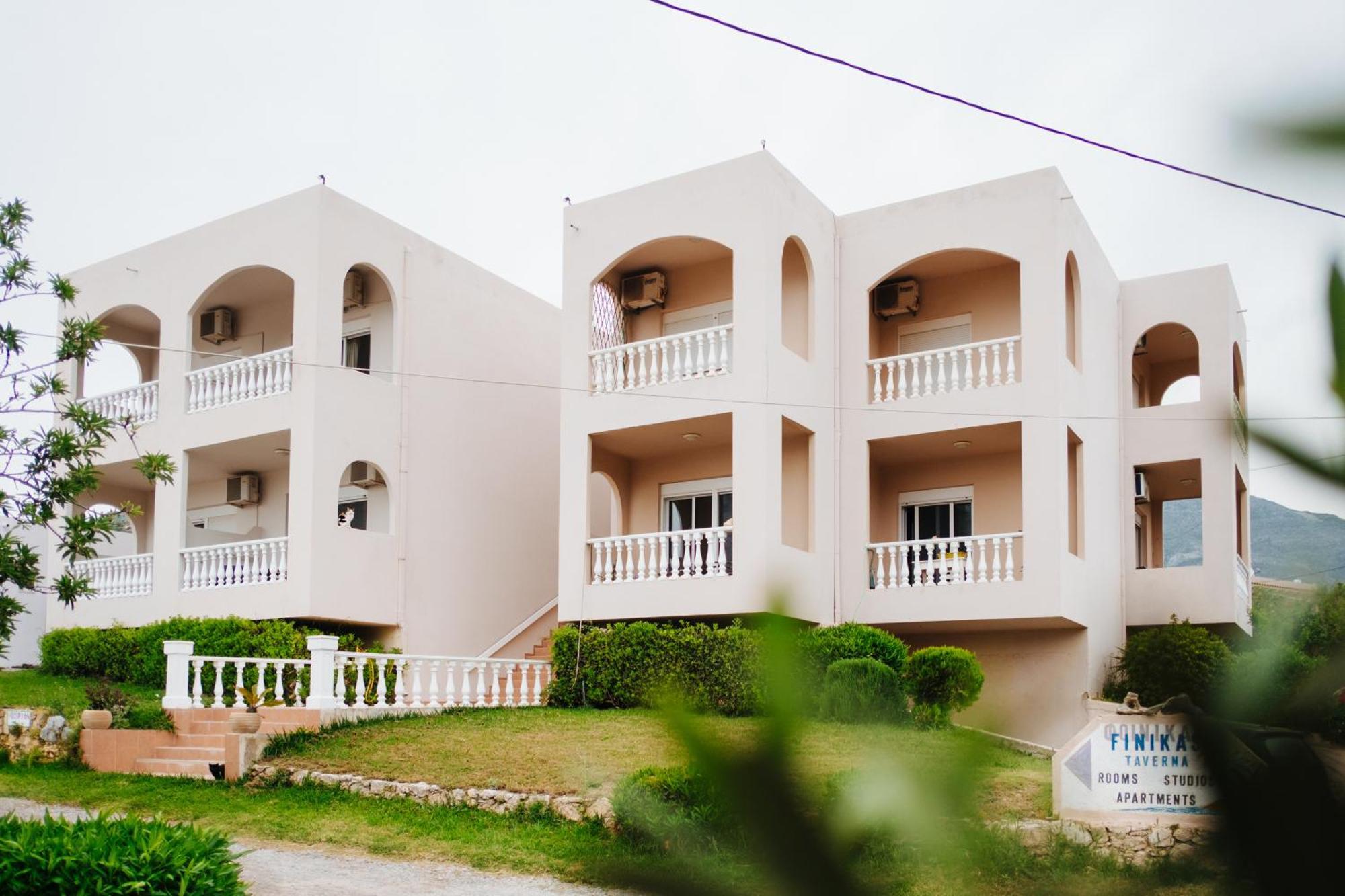 Finikas Apartments Plakiás Exterior foto
