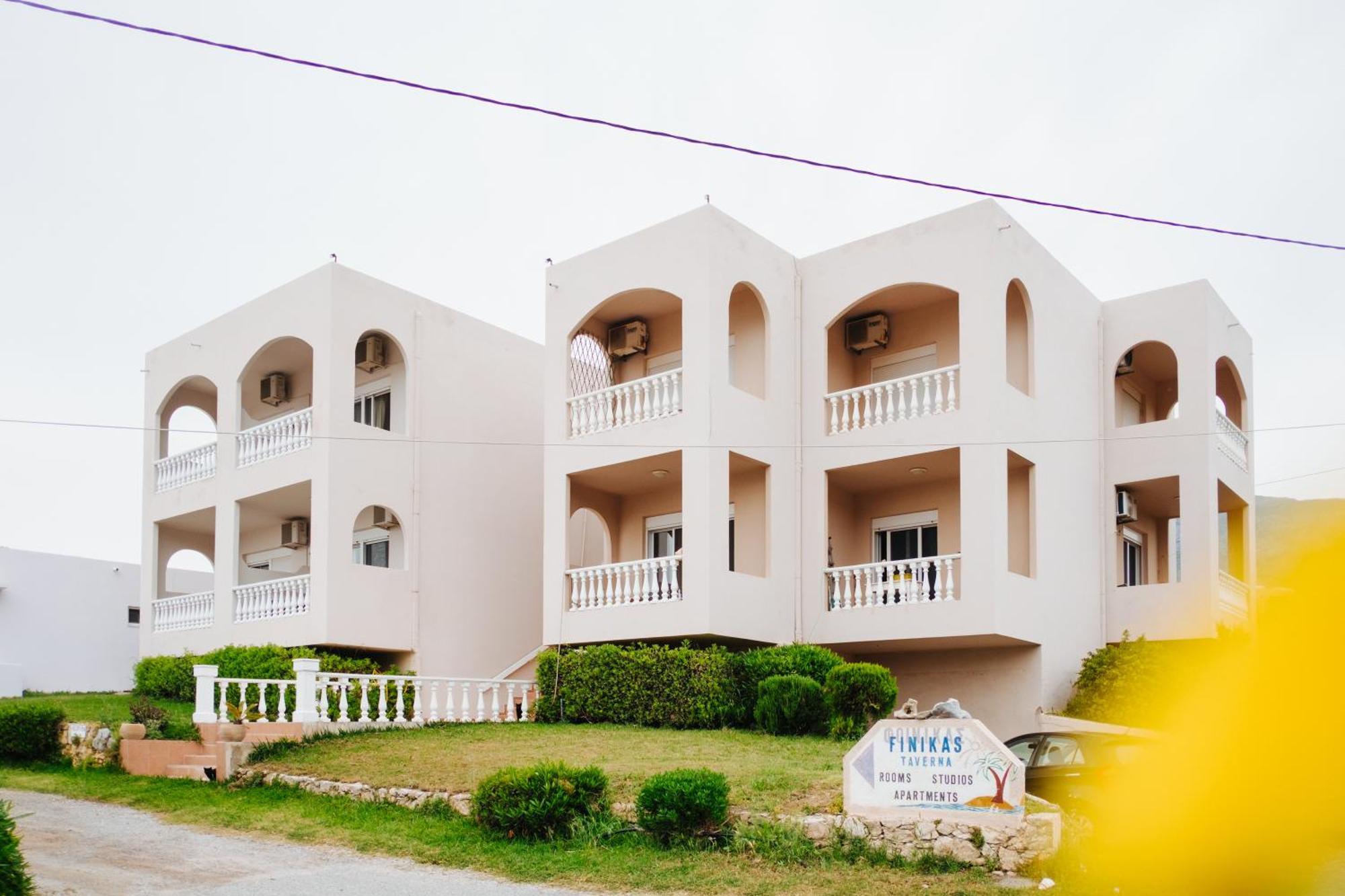 Finikas Apartments Plakiás Exterior foto